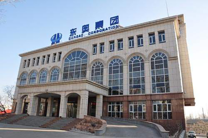 東奧服裝升降機(jī)案例_遠(yuǎn)工機(jī)械